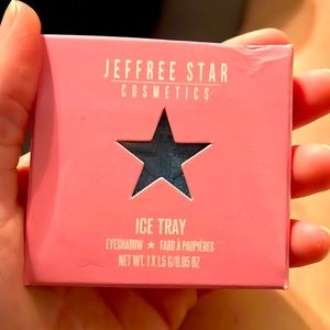 BNIB Jeffree Star ICE TRAY pressed pigment